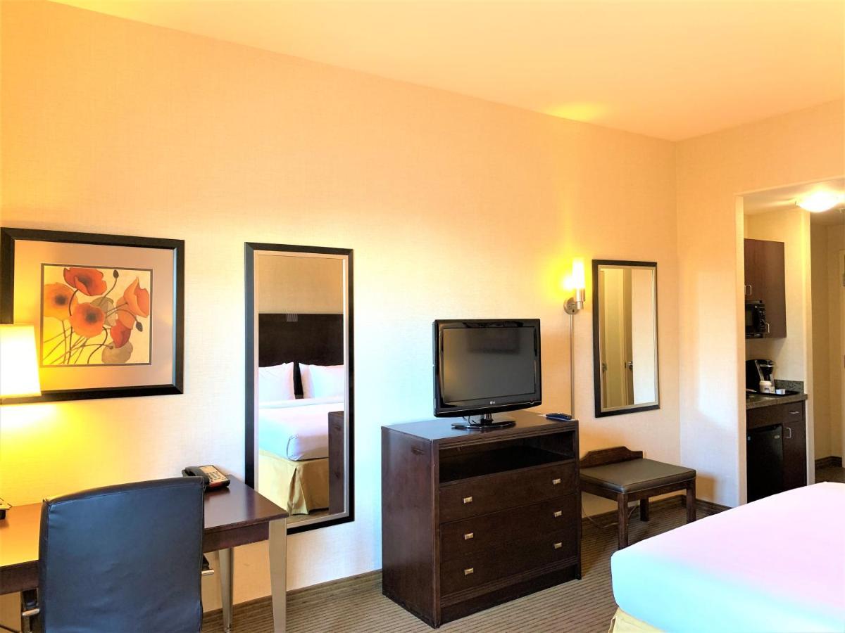 Holiday Inn Express Fresno Northwest - Herndon By Ihg Eksteriør bilde