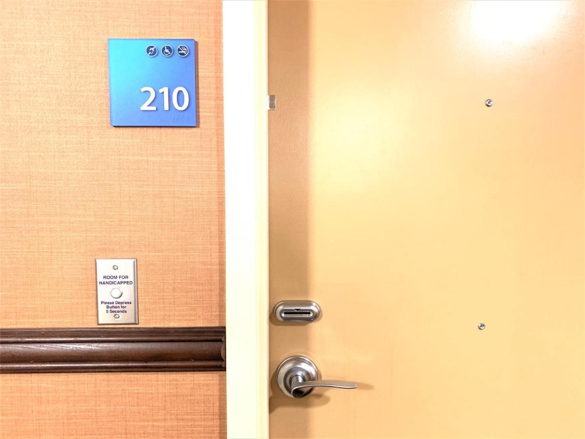 Holiday Inn Express Fresno Northwest - Herndon By Ihg Eksteriør bilde