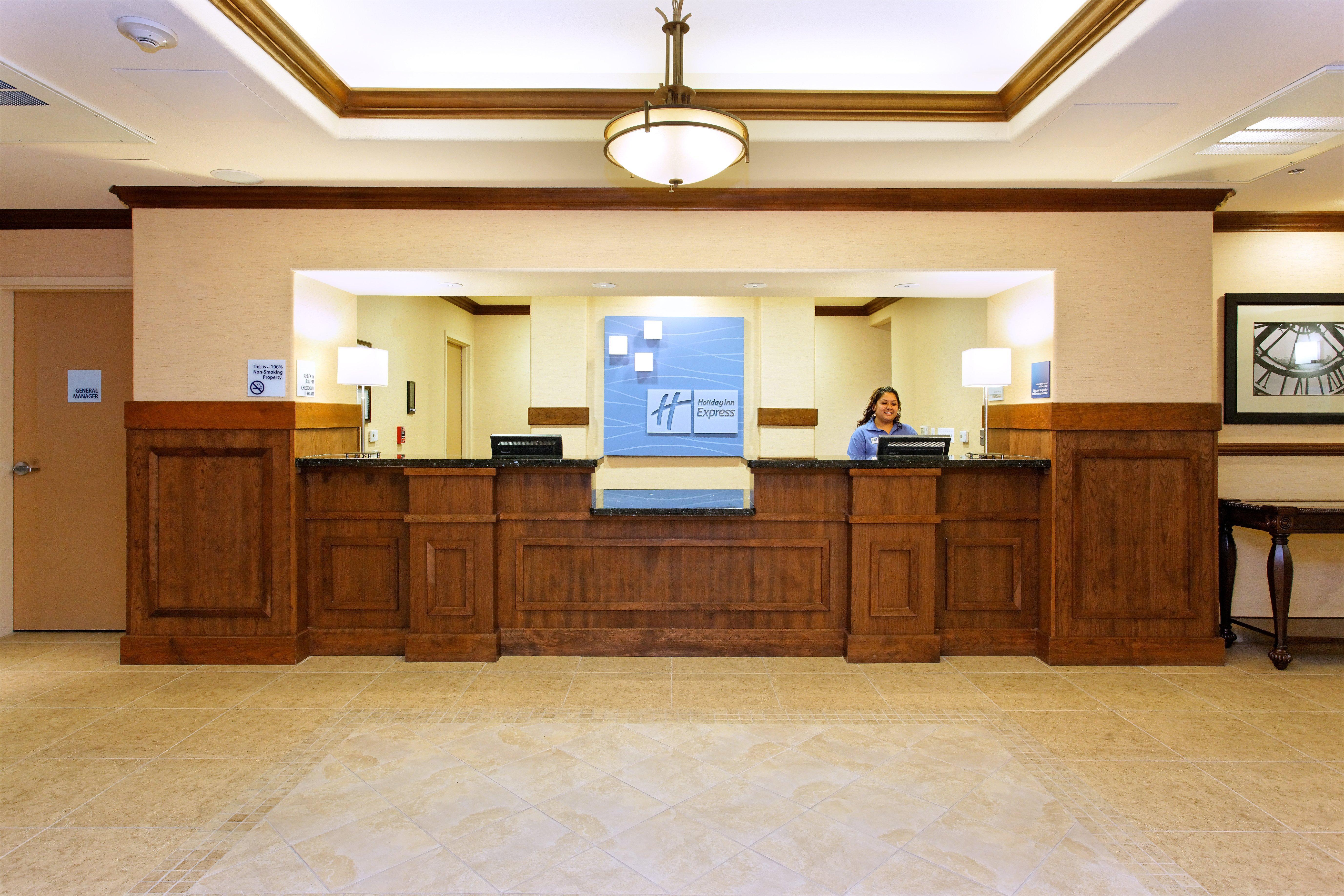 Holiday Inn Express Fresno Northwest - Herndon By Ihg Eksteriør bilde